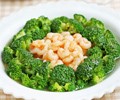 西兰花蒸虾仁的做法